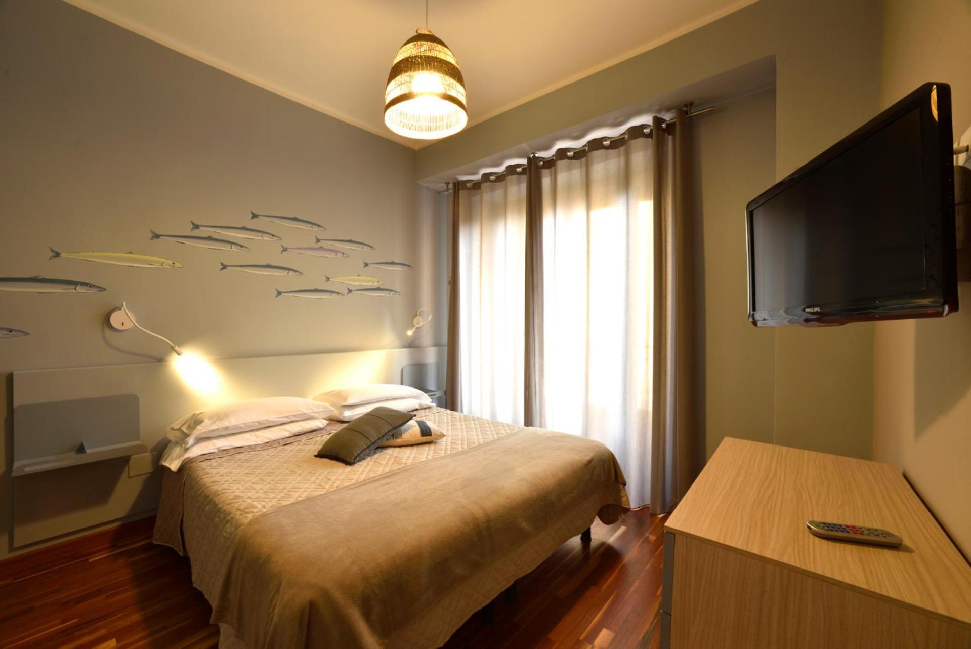 Hotel Bristol Alassio Esterno foto